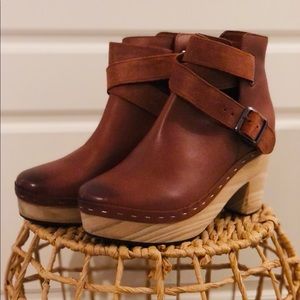 Brand New! Free People Clogs